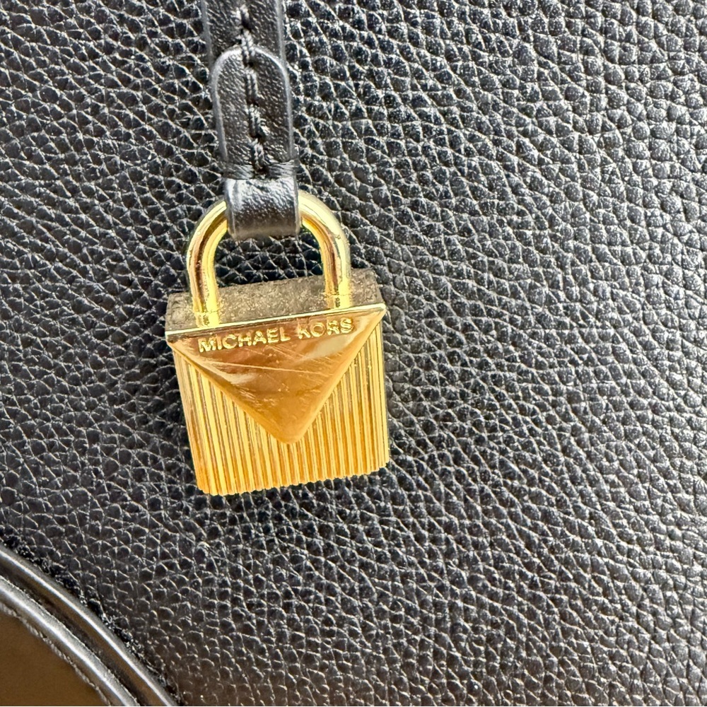 Michael Kors Mercer Gallery Medium Faux Pebble Leather Center Zip Tote Bag Black - Picture 3 of 16